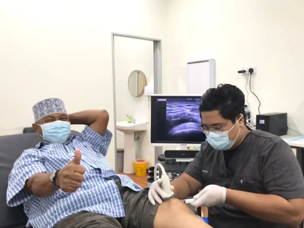 prosedur suntikan gel lutut di klinik