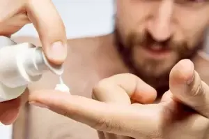 is circumcision painful after numbing cream?