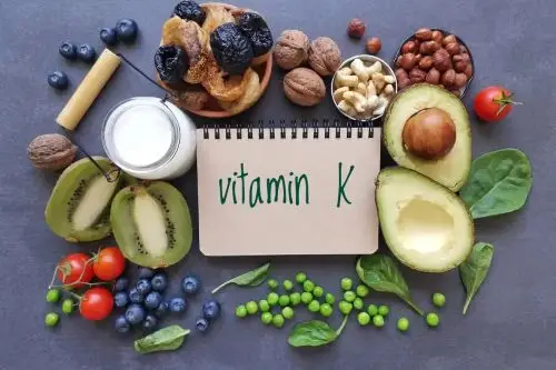 kebaikan vitamin K di bawah artikel vitamin untuk lutut